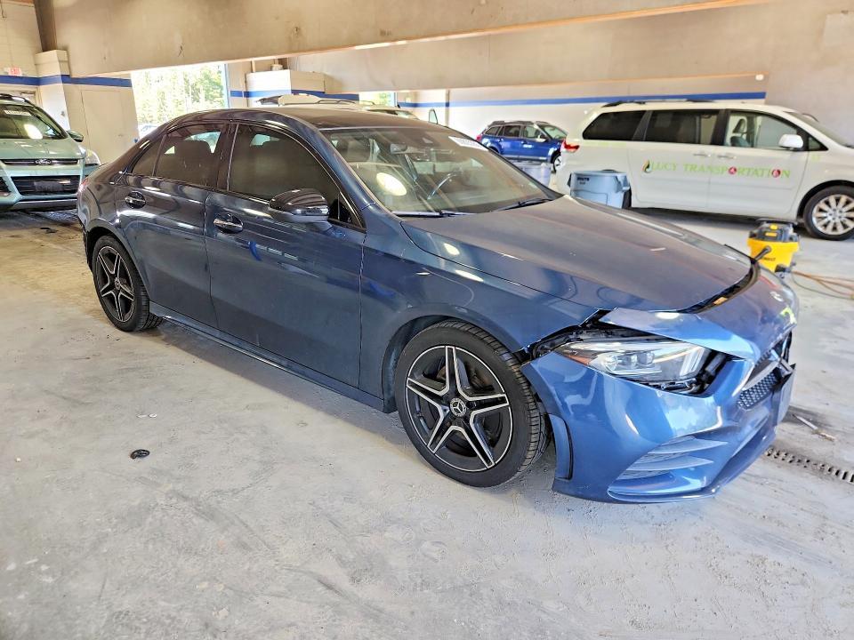 2020 Mercedes-Benz A 220 4matic