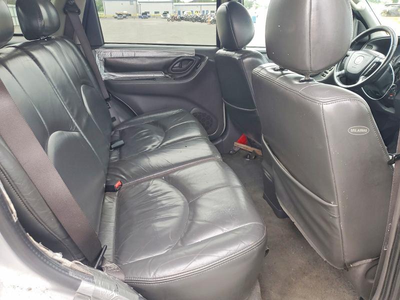 2004 Mazda Tribute es