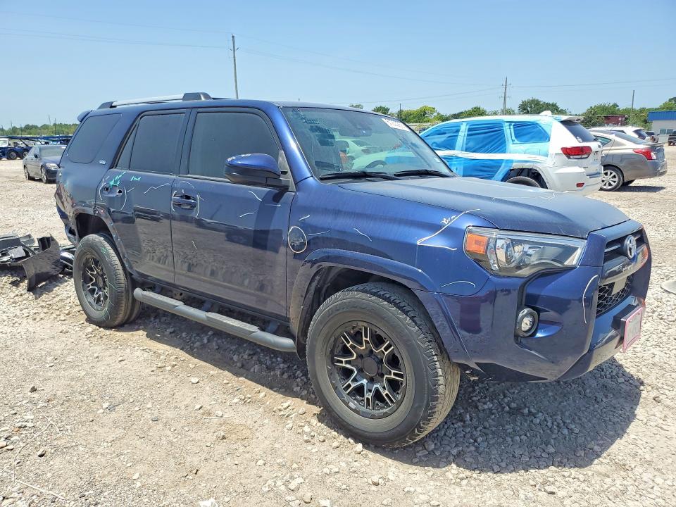 2022 Toyota 4Runner SR5