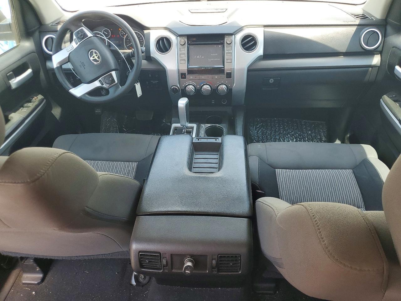2016 Toyota Tundra SR5