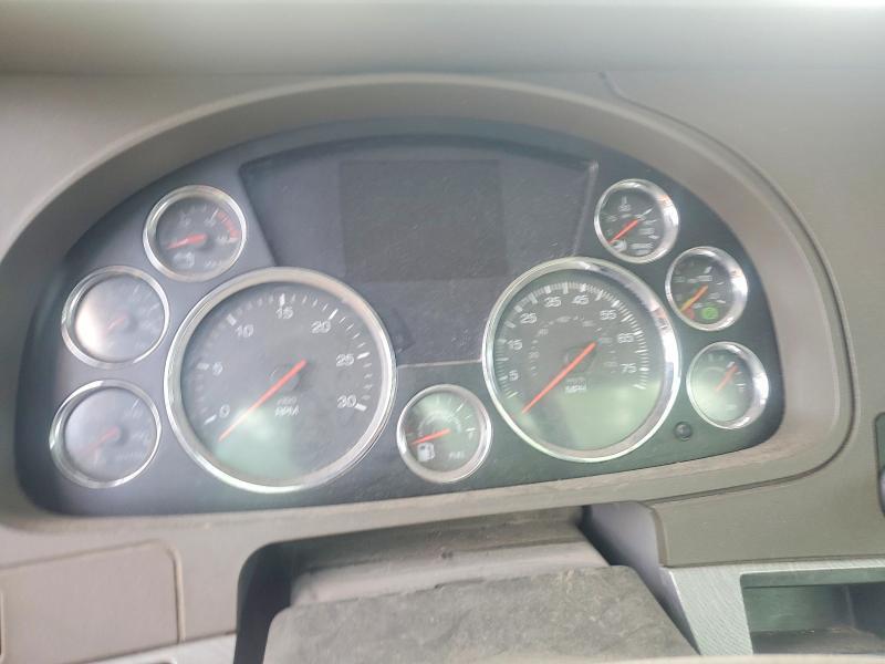 2016 Kenworth Construction T680