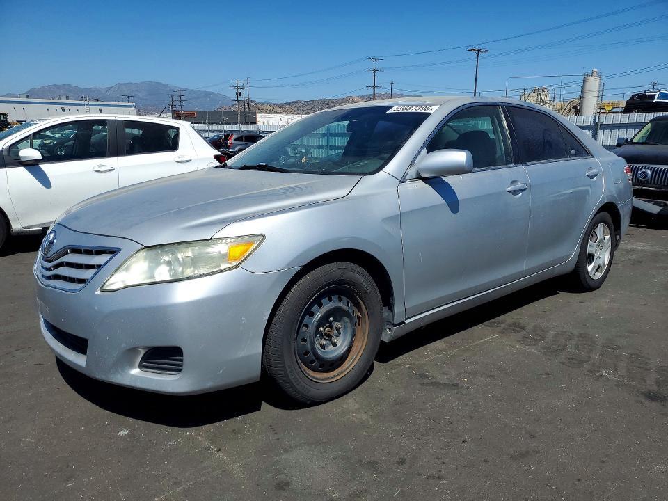2011 Toyota Camry le