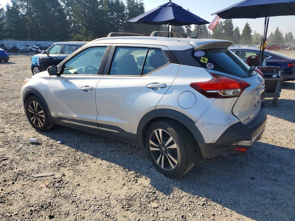 2018 Nissan Kicks sr