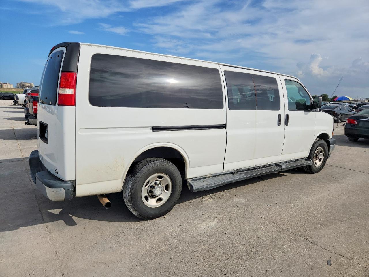 2019 Chevrolet Express G3500 LT
