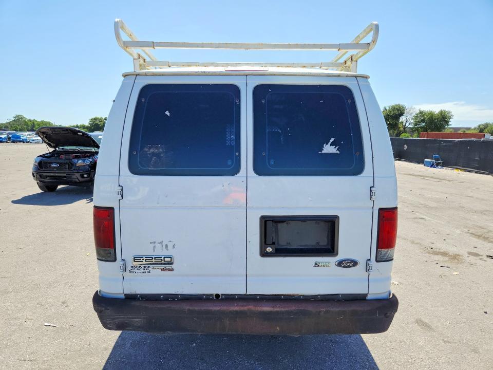 2011 Ford Econoline E250 van