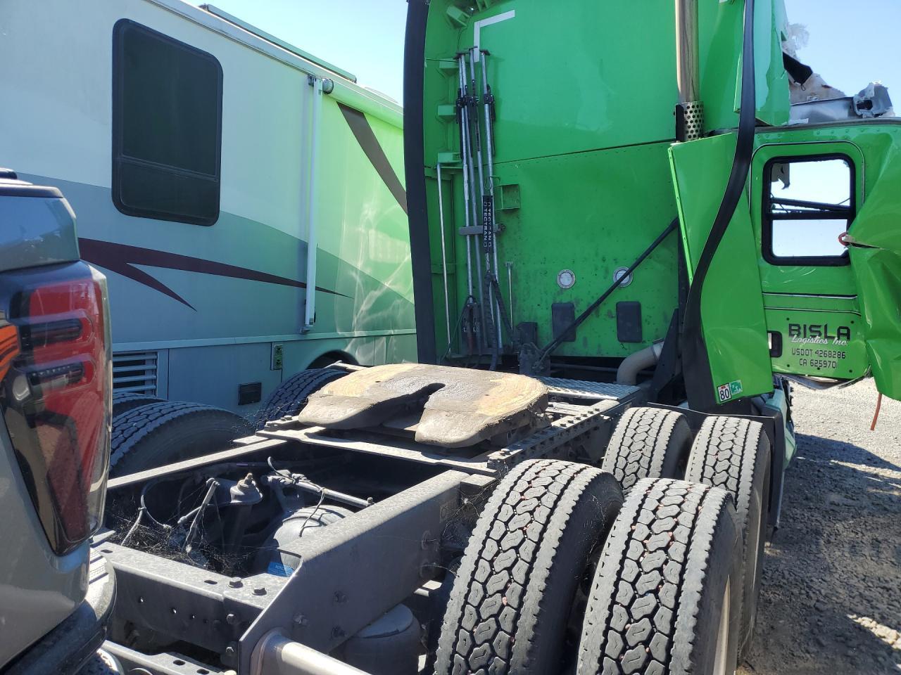 2023 Kenworth T680 Semi Truck