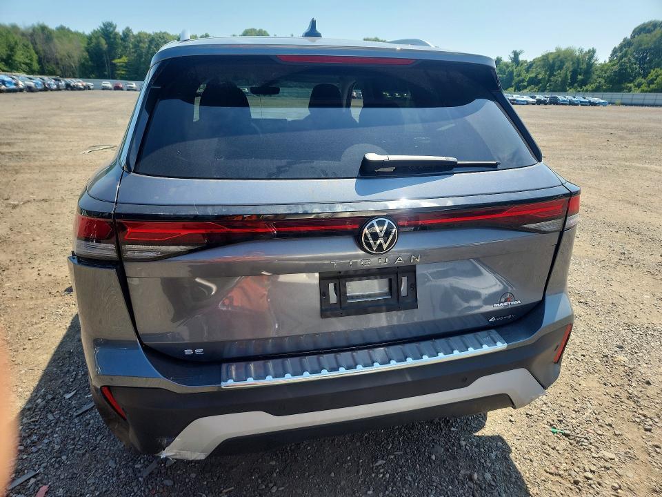 2026 Volkswagen Tiguan se