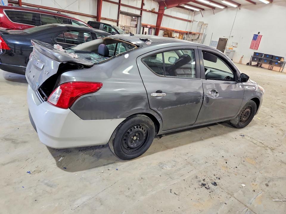 2016 Nissan Versa 1.6 sv