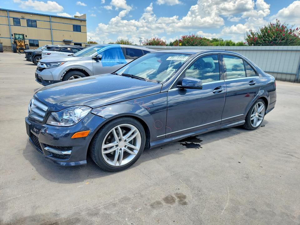2013 Mercedes-Benz C 250