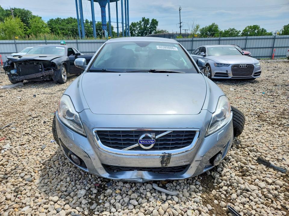 2012 Volvo C70 T5