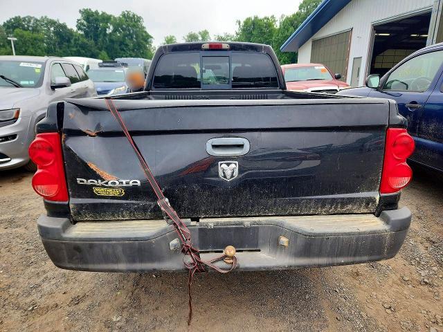 2005 Dodge Dakota st