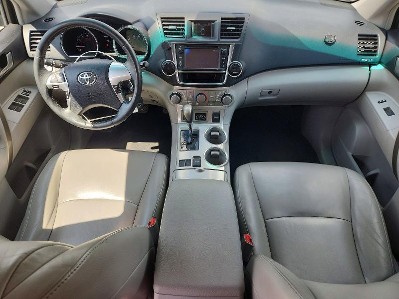 2013 Toyota Highlander se
