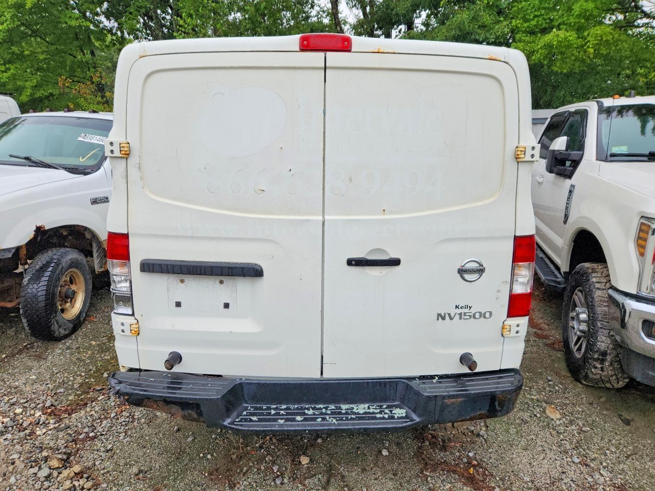 2016 Nissan NV 1500 S