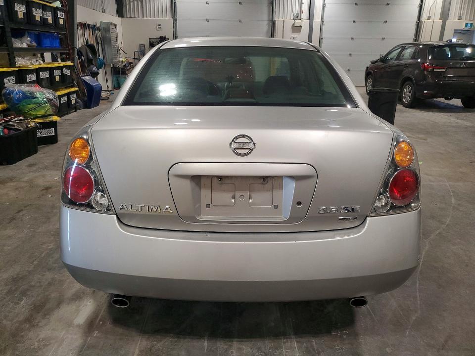 2002 Nissan Altima se