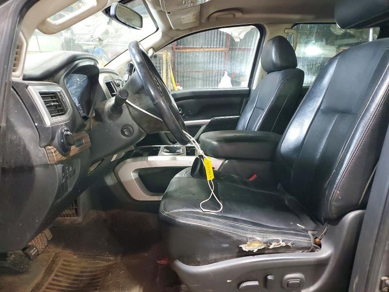 2017 Nissan Titan SL