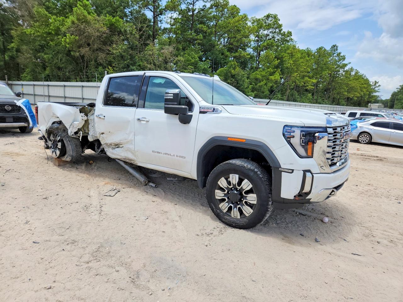 2024 GMC Sierra K2500 Denali