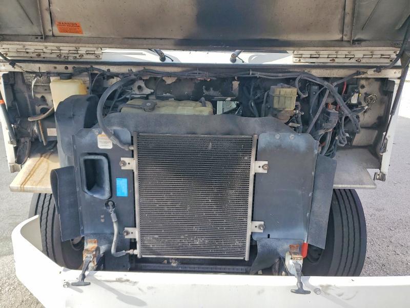 2017 Freightliner MT45 Chassis Delivery Truck