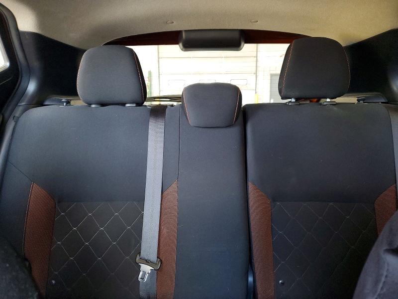2019 Nissan Kicks sr