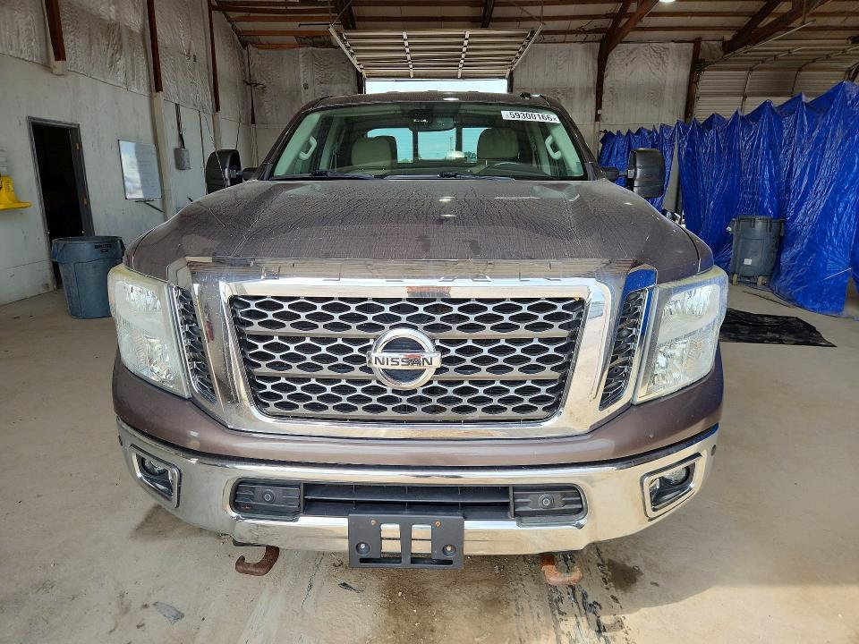 2016 Nissan Titan XD SV