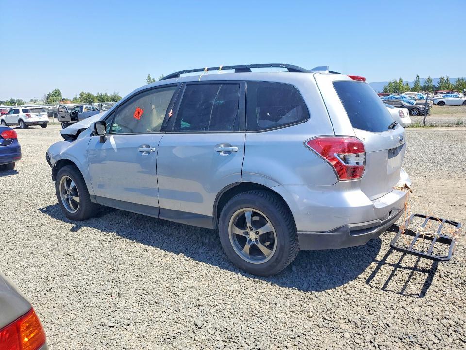 2016 Subaru Forester 2.5i