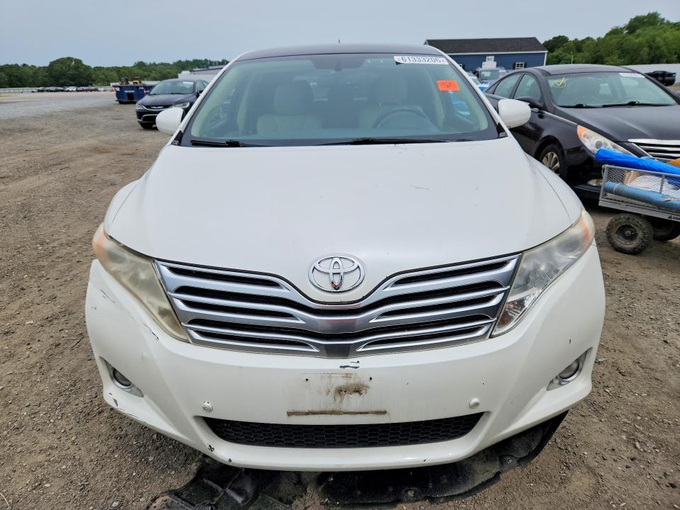 2011 Toyota Venza awd V6