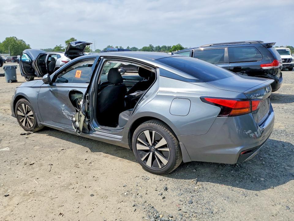 2020 Nissan Altima sl