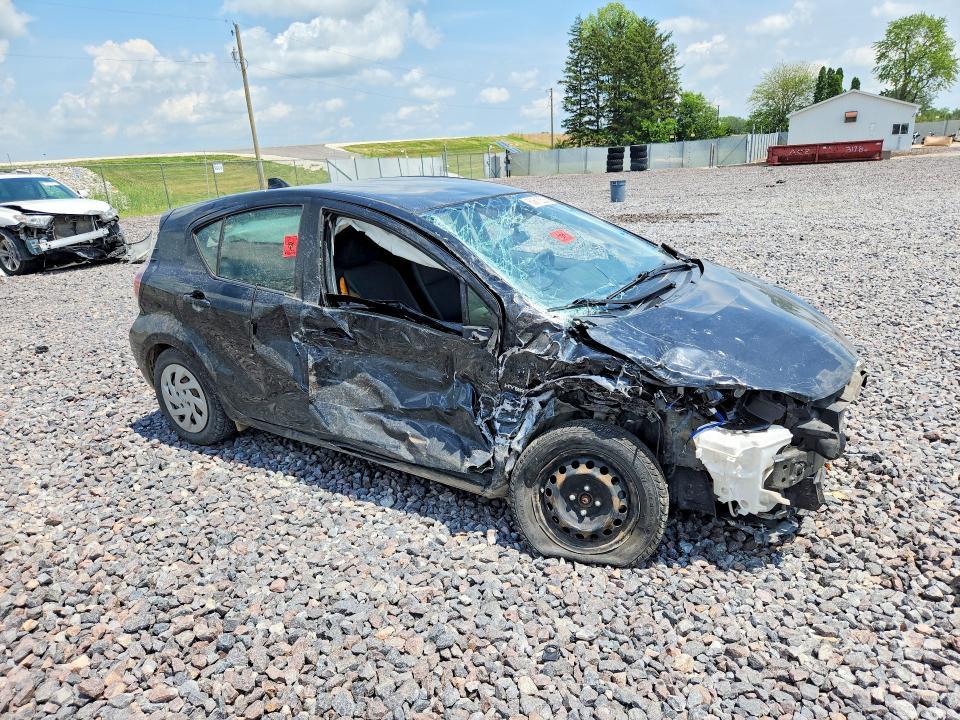 2016 Toyota Prius c two
