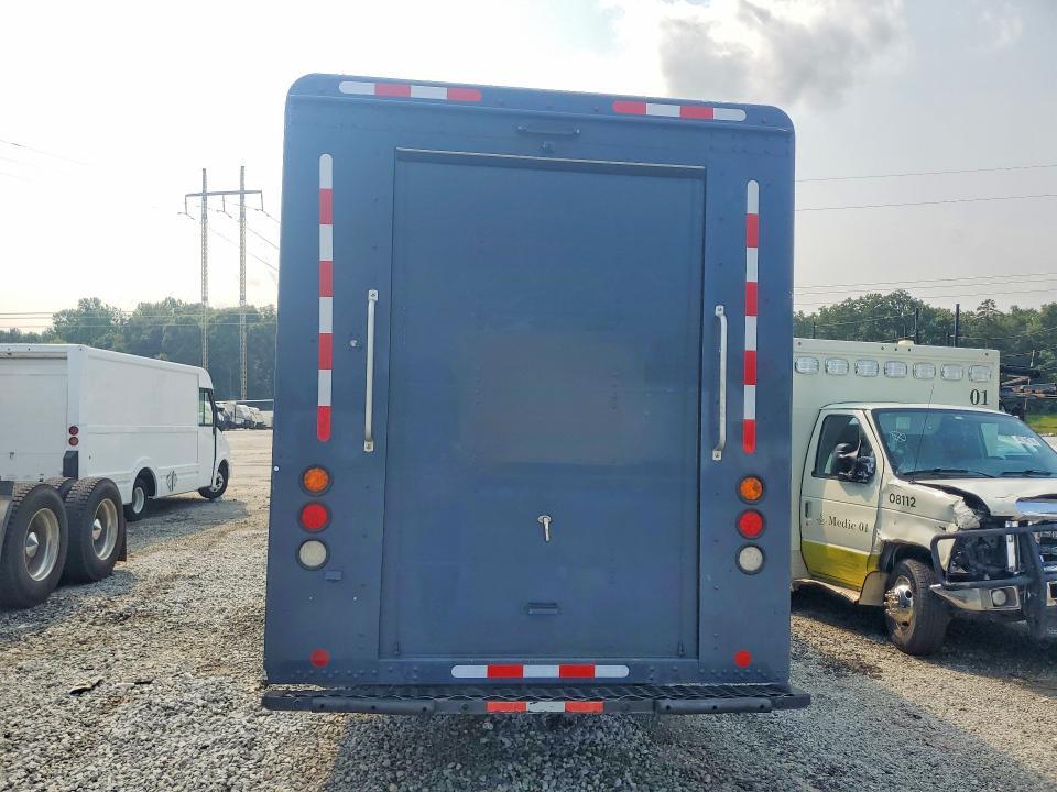 2021 Freightliner MT45G Chassis Delivery Truck