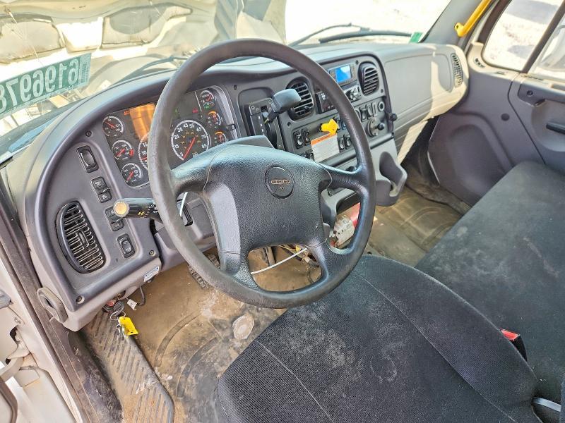 2019 Freightliner Business Class M2 BOX Truck