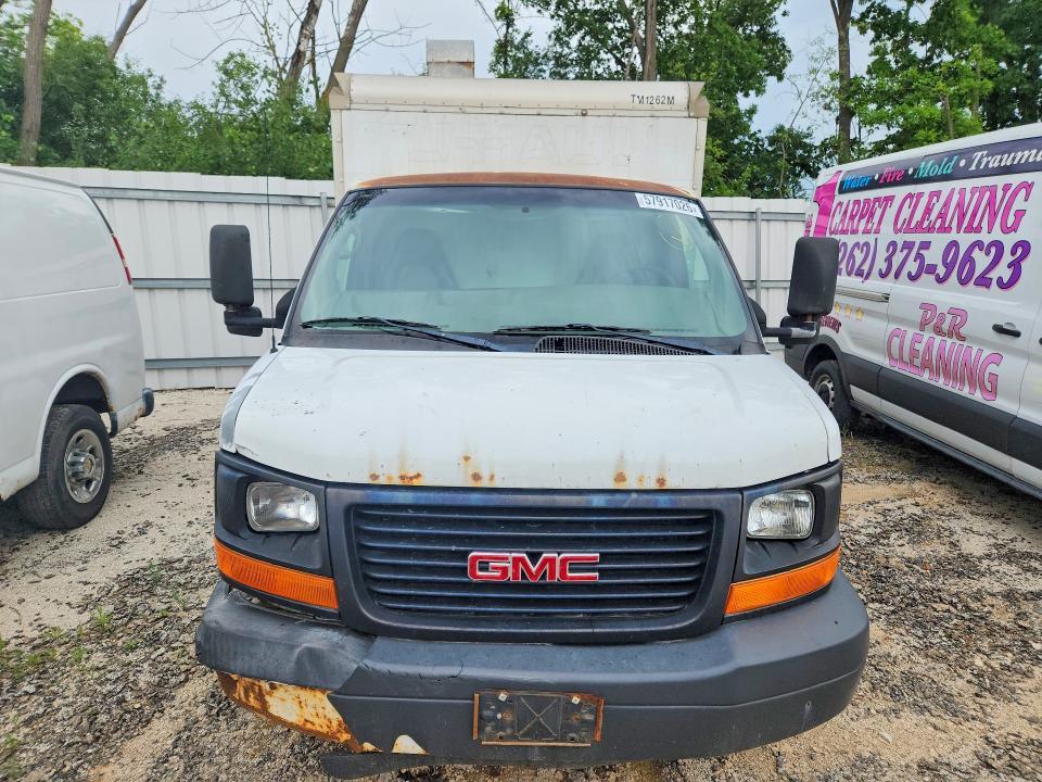 2006 GMC Savana Cutaway G3500