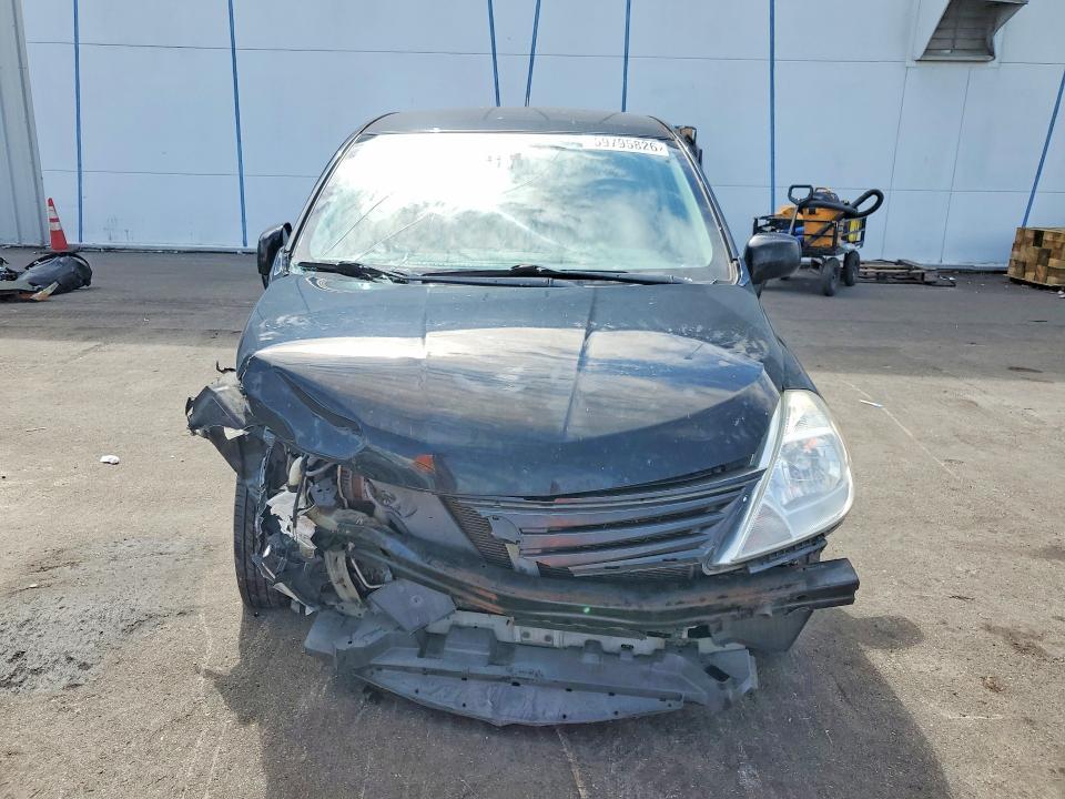 2012 Nissan Versa 1.8 s