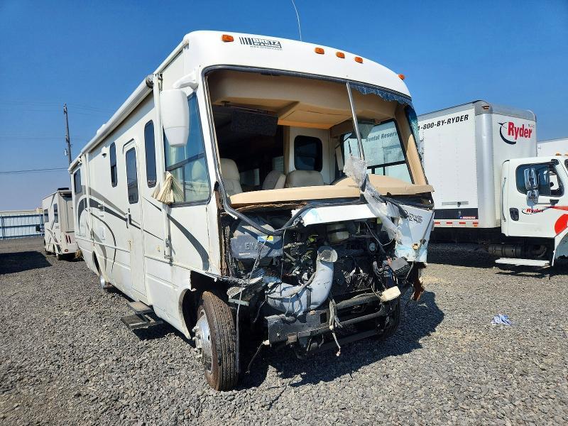 2004 Workhorse Custom Chassis Motorhome Chassis W22