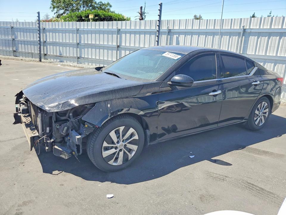 2019 Nissan Altima s