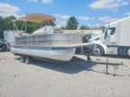 2013 Hampton Boat