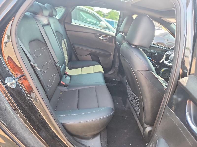 2023 KIA Forte gt Line