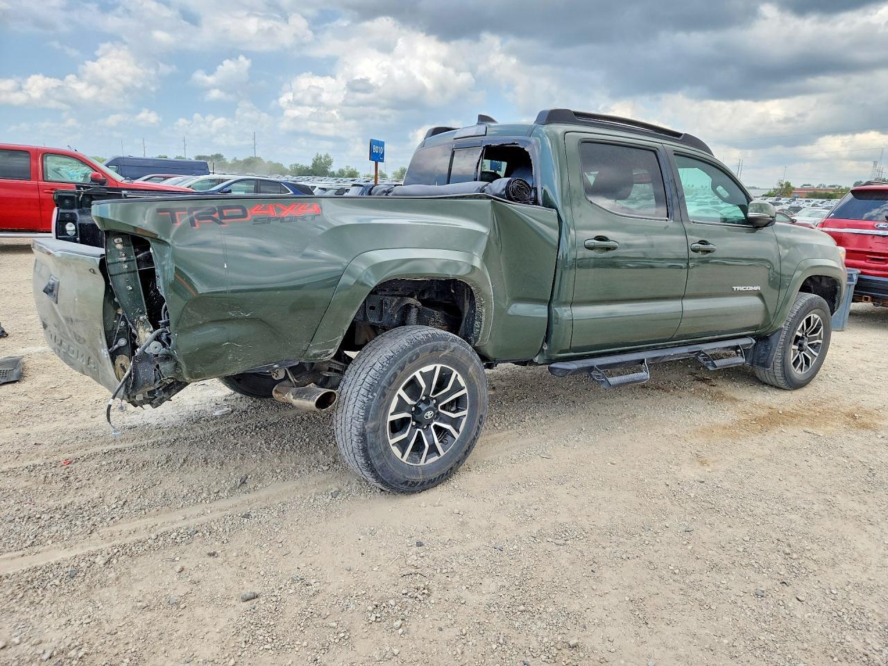 2022 Toyota Tacoma TRD Sport