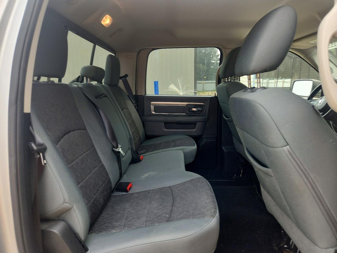 2015 Dodge RAM 1500 SLT
