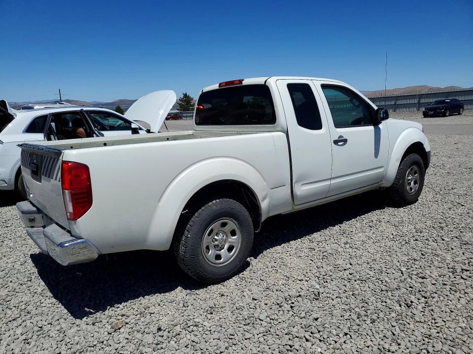 2015 Nissan Frontier S
