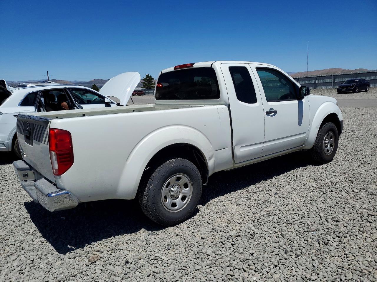 2015 Nissan Frontier S