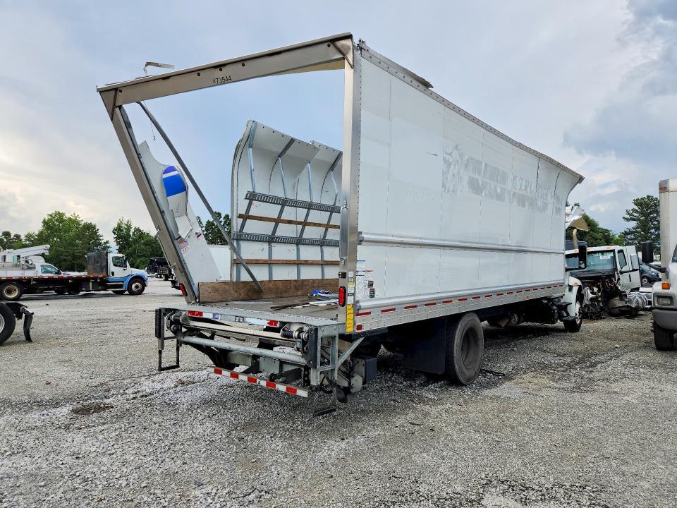 2022 International MV607 BOX Truck
