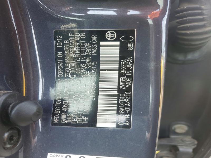 2013 Toyota Prius Plug-in Hybrid Base
