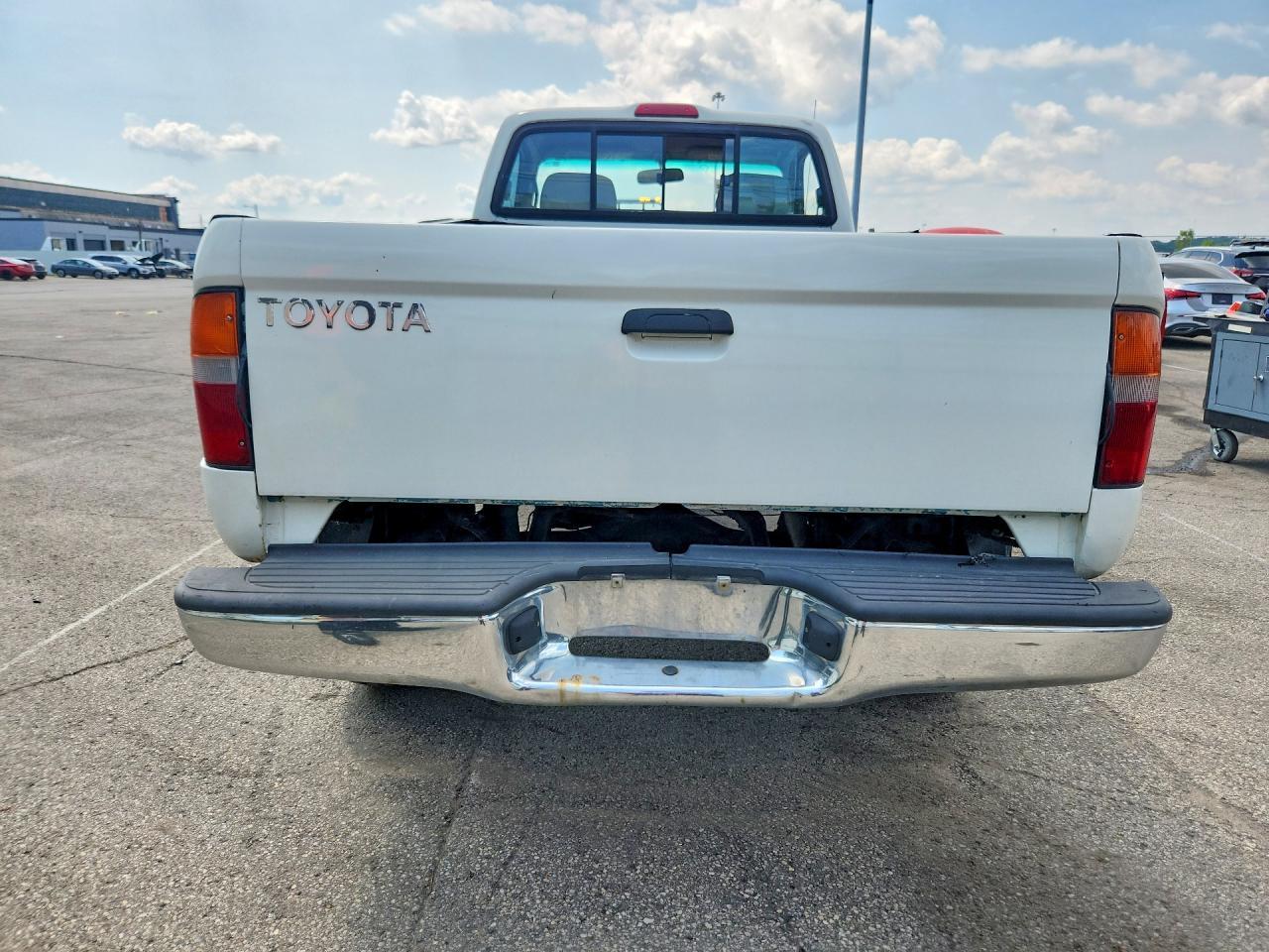 1998 Toyota Tacoma Base