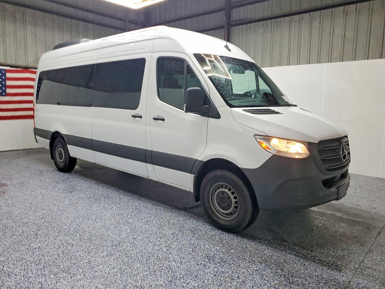 2025 Mercedes-Benz Sprinter 2500