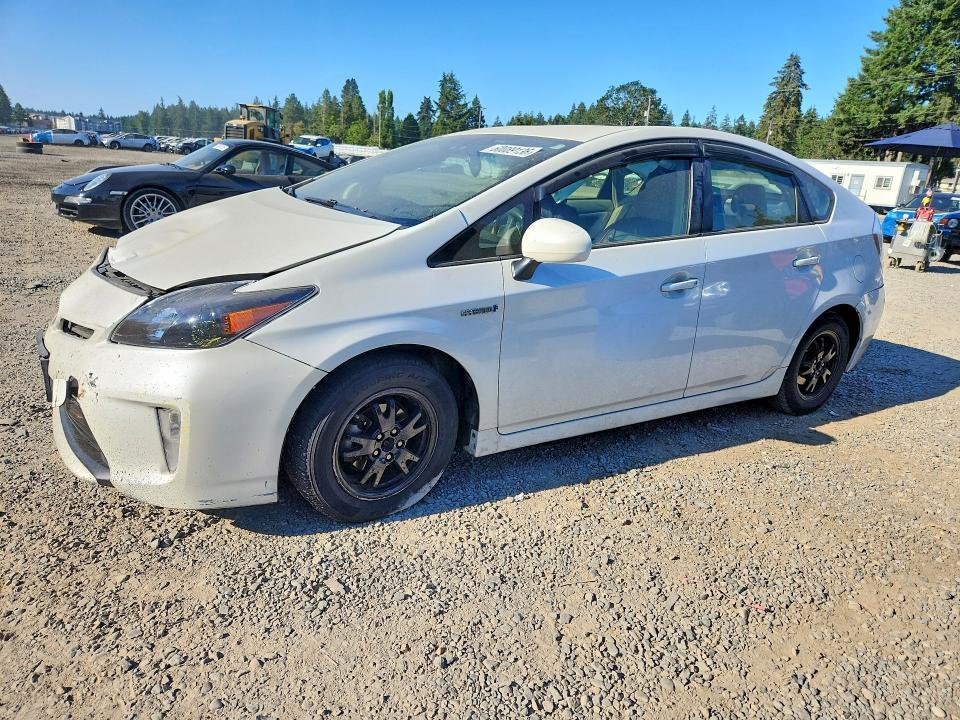 2015 Toyota Prius two