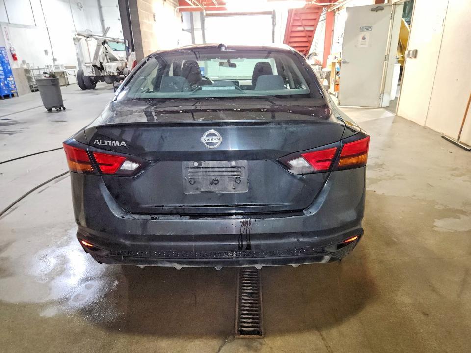 2019 Nissan Altima s