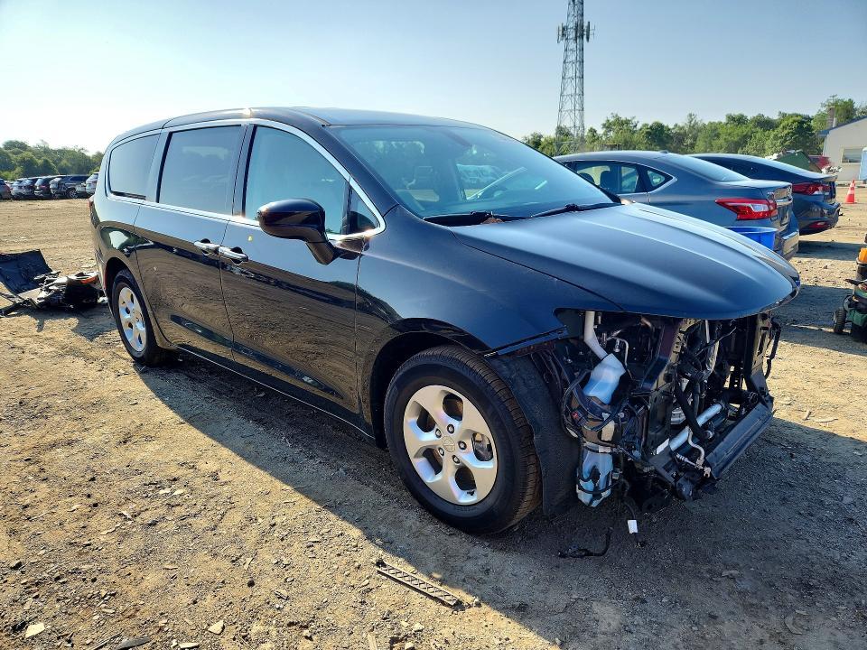 2018 Chrysler Pacifica Hybrid Touring Plus