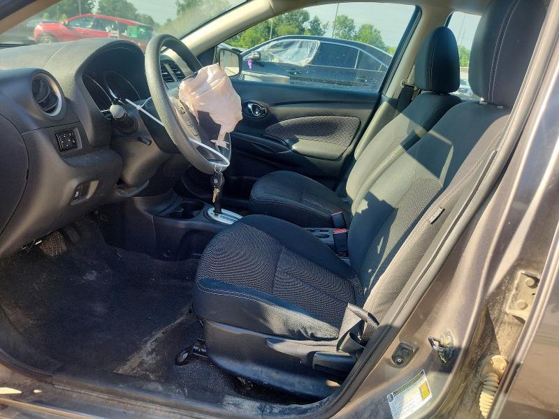 2016 Nissan Versa 1.6 sv