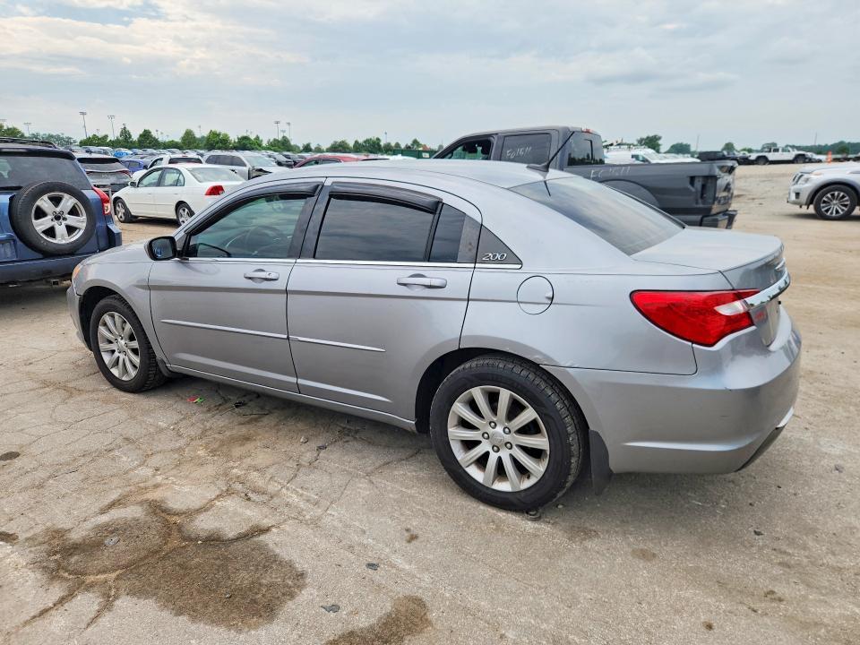 2013 Chrysler 200 Touring
