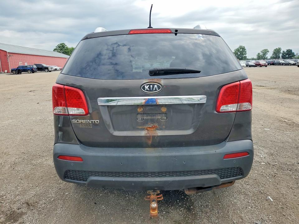 2011 KIA Sorento lx