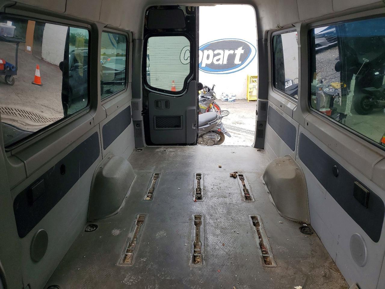 2014 Mercedes-Benz Sprinter Delivery Van